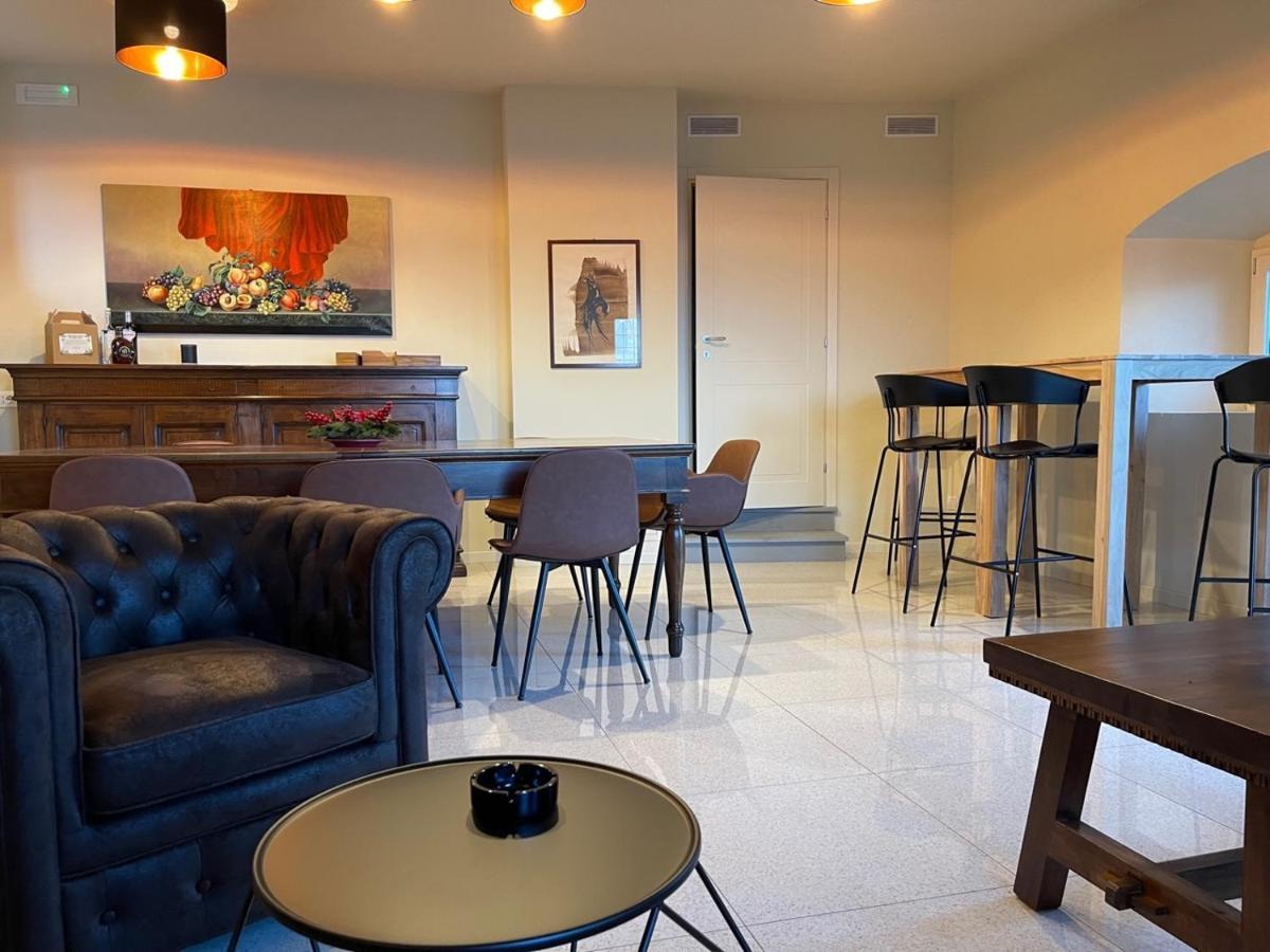 Foresteria Antica Bastia B&B Бергамо Екстериор снимка